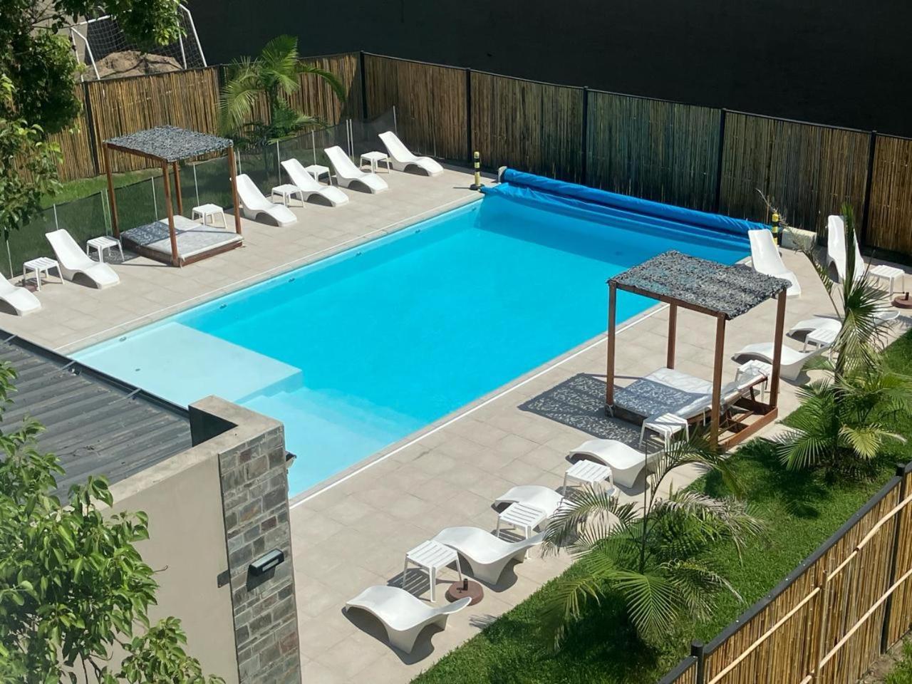 Howard Johnson Hotel Йерба Буена Екстериор снимка