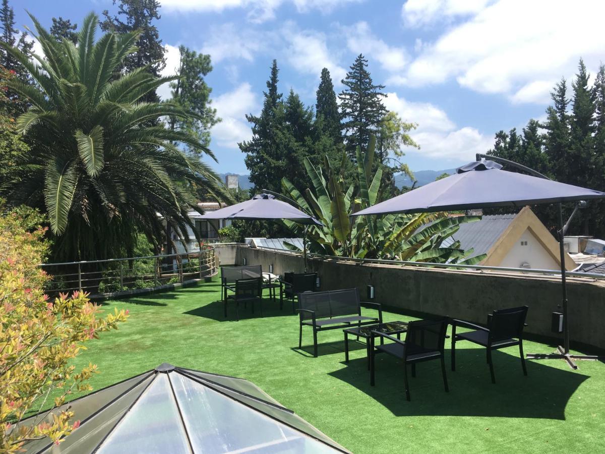 Howard Johnson Hotel Йерба Буена Екстериор снимка